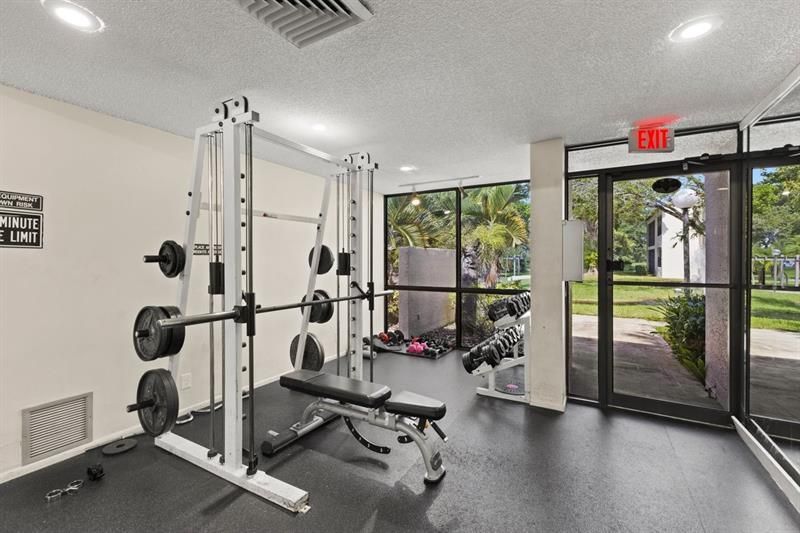 2106 S Cypress Bend Drive, Unit 506, Pompano Beach, FL 33069 Photo