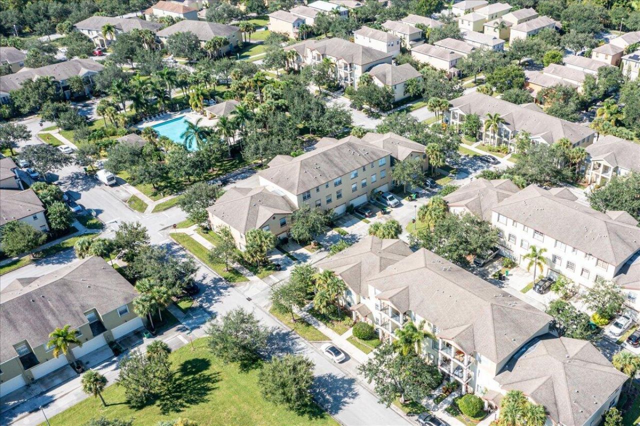 2527 SE Ruskin Drive, Port Saint Lucie, FL 34952 Photo