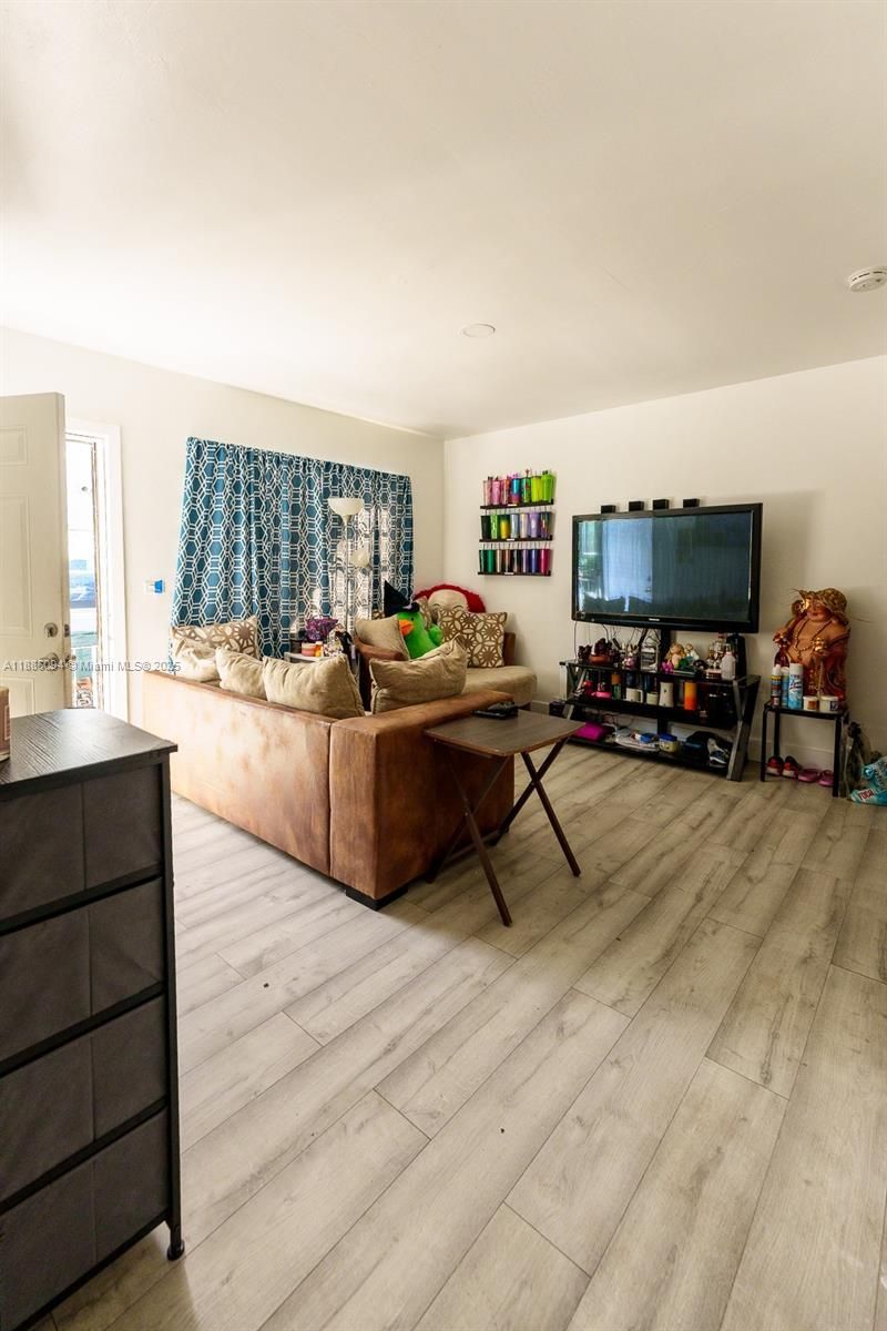 1737-1739 NW 47th Ter, Miami, FL 33142 Photo