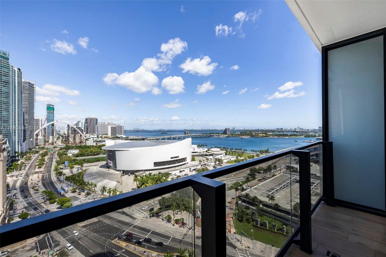 398 NE 5th St, Unit 1407, Miami, FL 33132 Photo