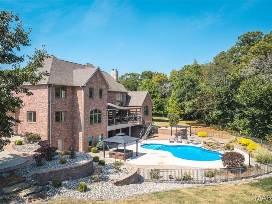 Property Image 11