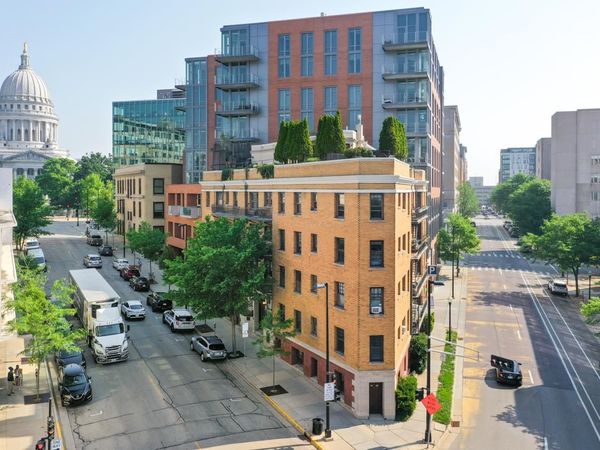 121 S Hamilton Street, Unit 202, Madison, WI 53703