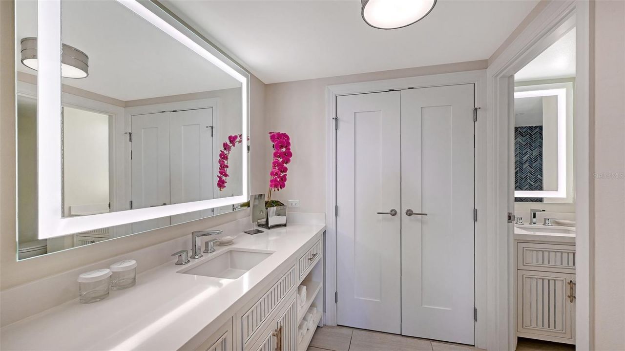 240 Sands Point Road, Unit 4205, Longboat Key, FL 34228 Photo