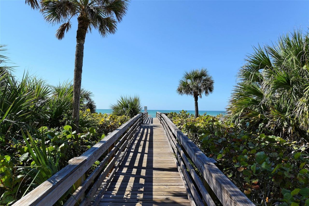 240 Sands Point Road, Unit 4205, Longboat Key, FL 34228 Photo