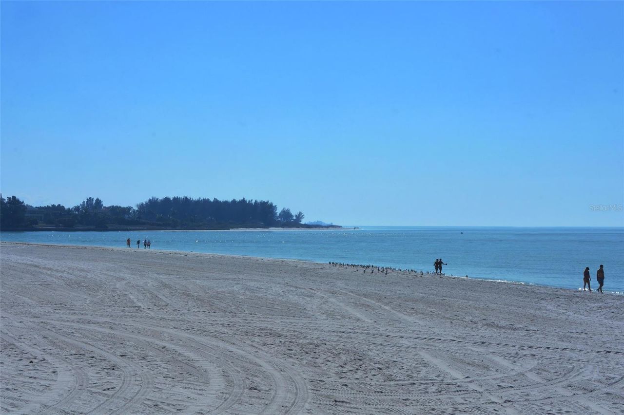 240 Sands Point Road, Unit 4205, Longboat Key, FL 34228 Photo