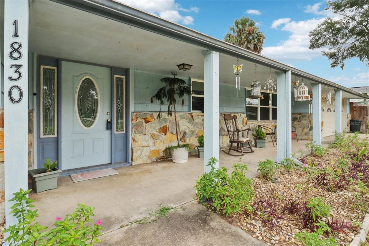 1830 Saint Charles Terrace, Deland, FL 32720 Main Photo