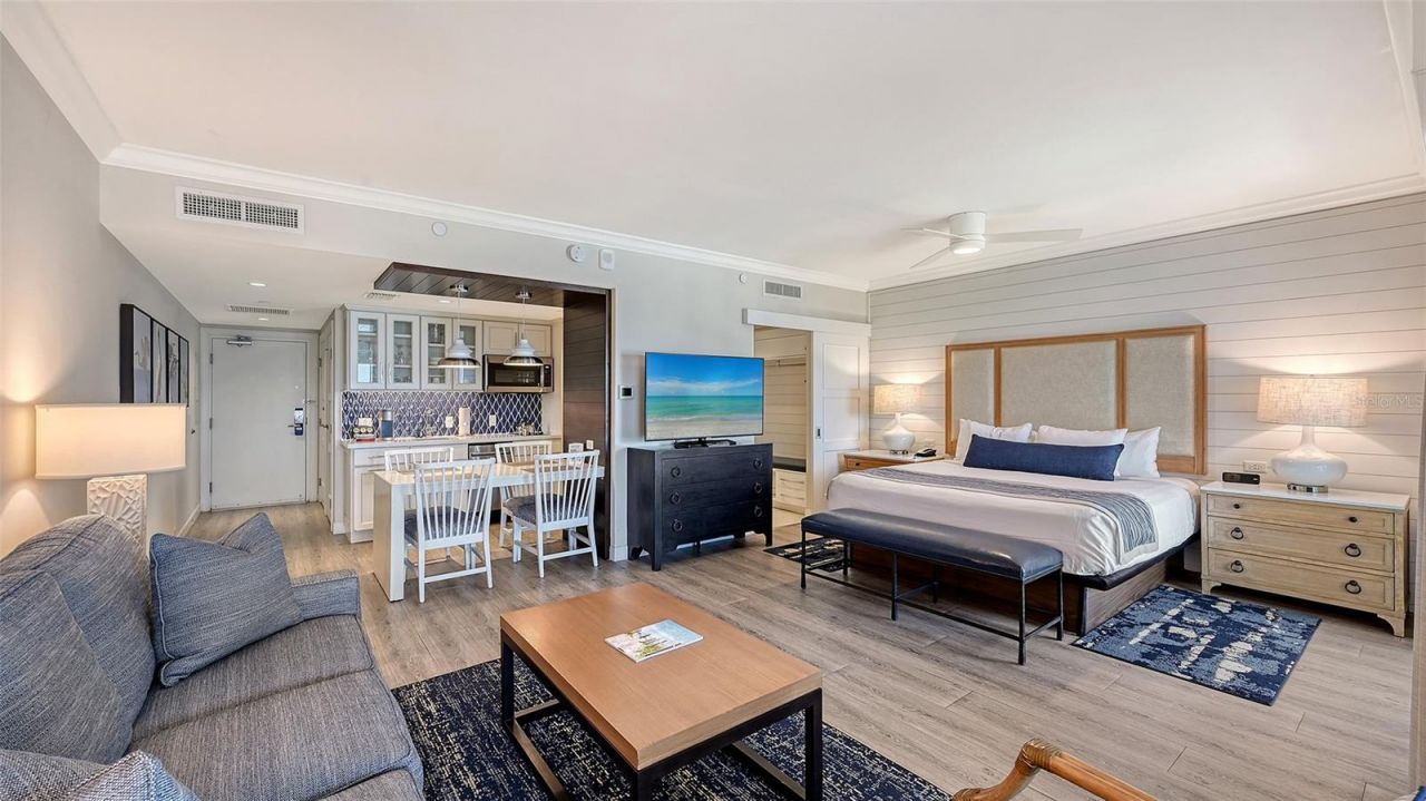 240 Sands Point Road, Unit 4206, Longboat Key, FL 34228 Photo