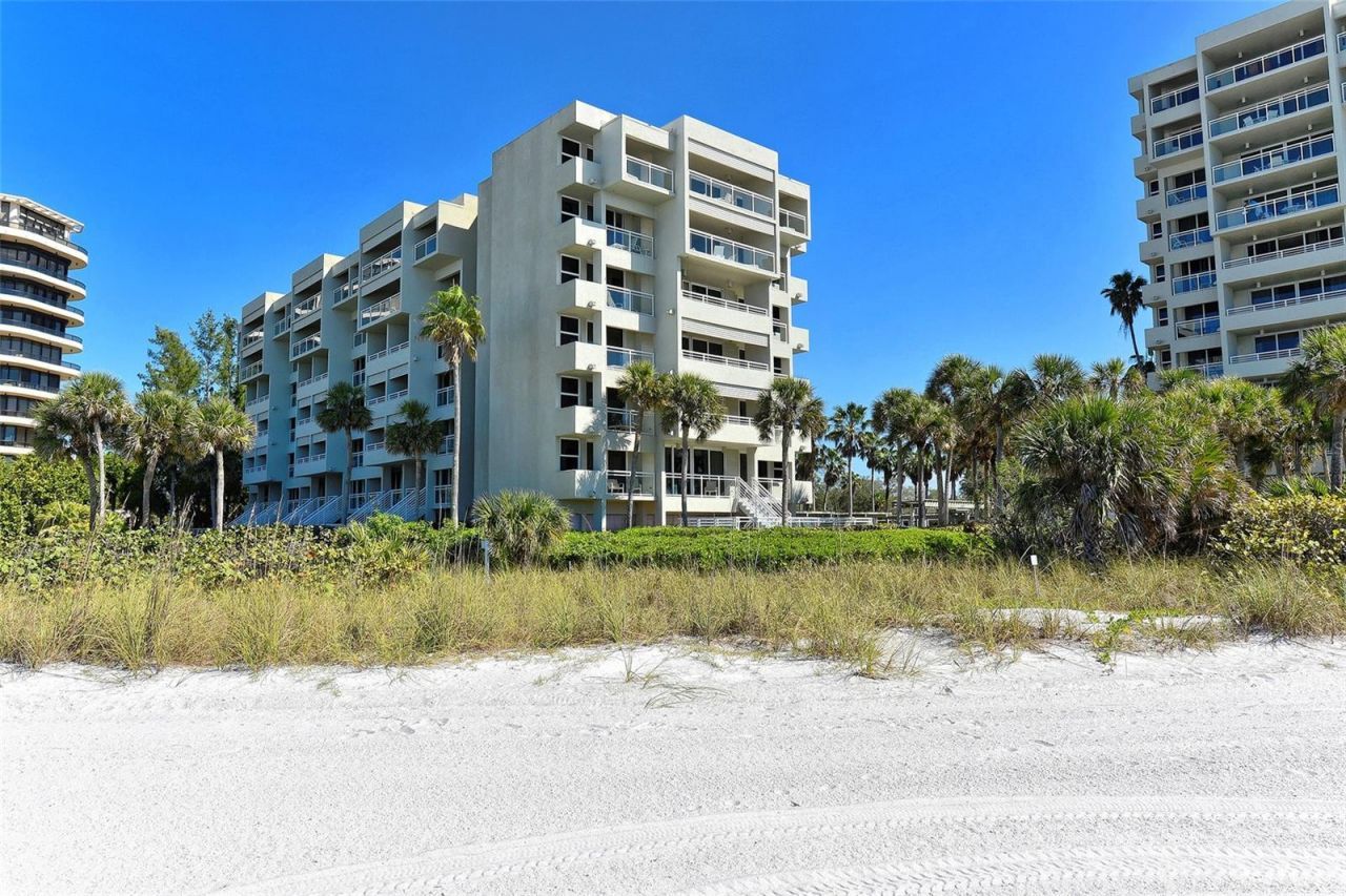 240 Sands Point Road, Unit 4206, Longboat Key, FL 34228 Photo