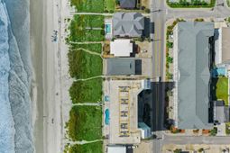 200 53rd Ave. N photo 4