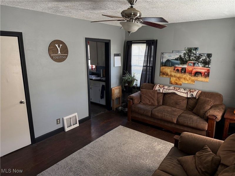 3130 Lincoln Way W, Massillon, OH 44647 Photo 5