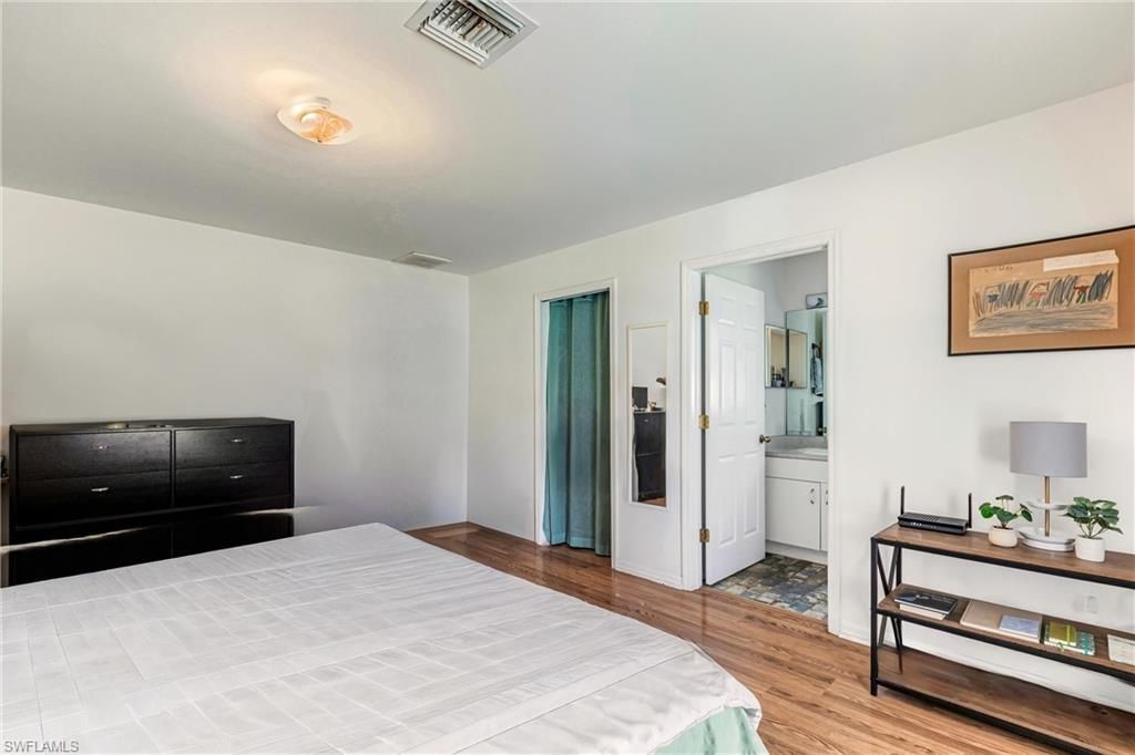 513 SE 27th Ter, Cape Coral, FL 33904 Photo