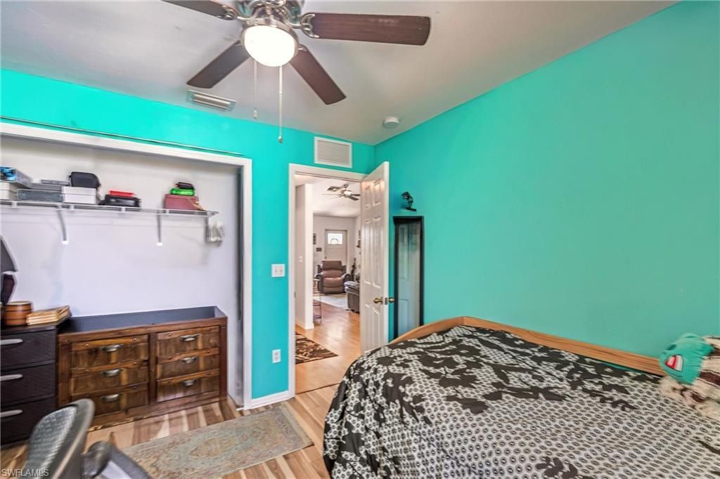 513 SE 27th Ter, Cape Coral, FL 33904 Photo