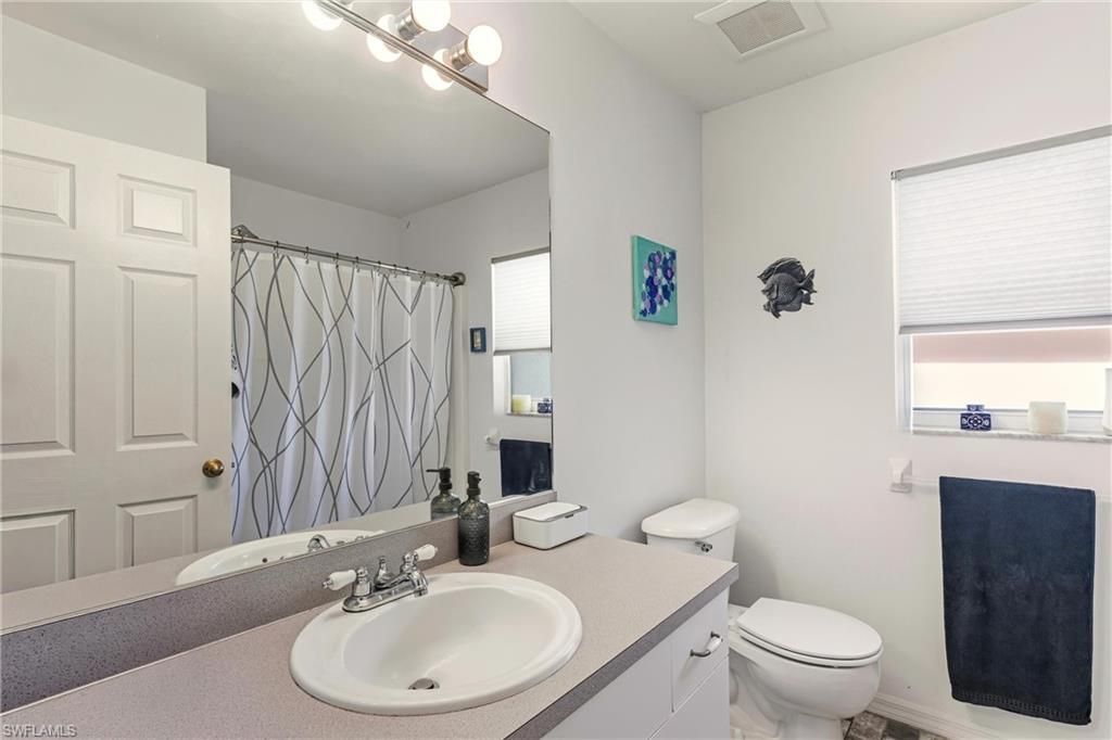 513 SE 27th Ter, Cape Coral, FL 33904 Photo