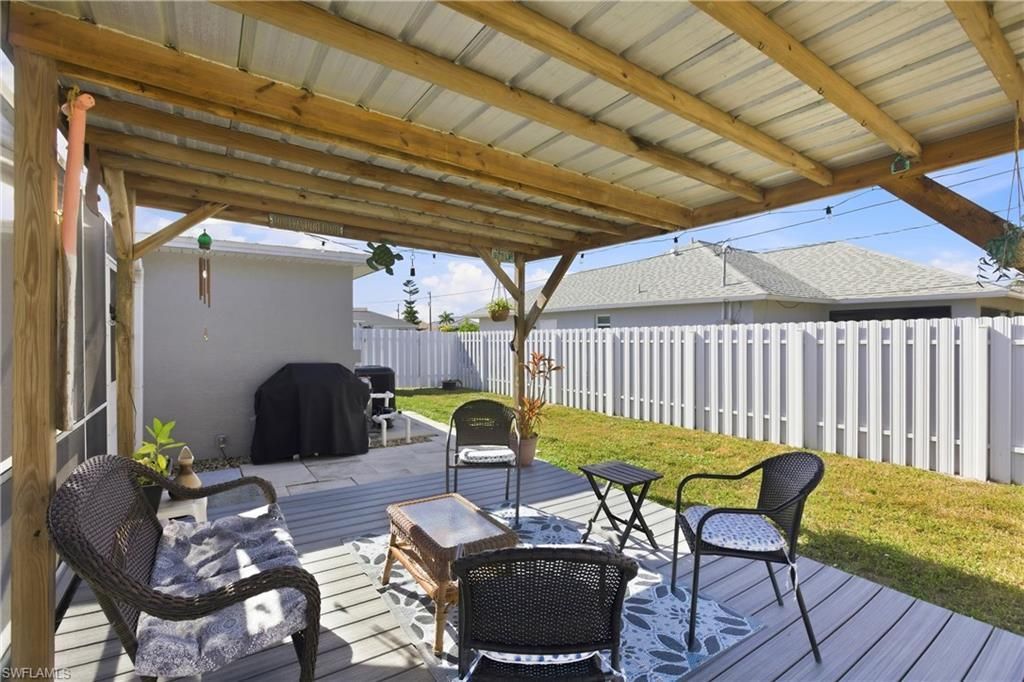 513 SE 27th Ter, Cape Coral, FL 33904 Photo