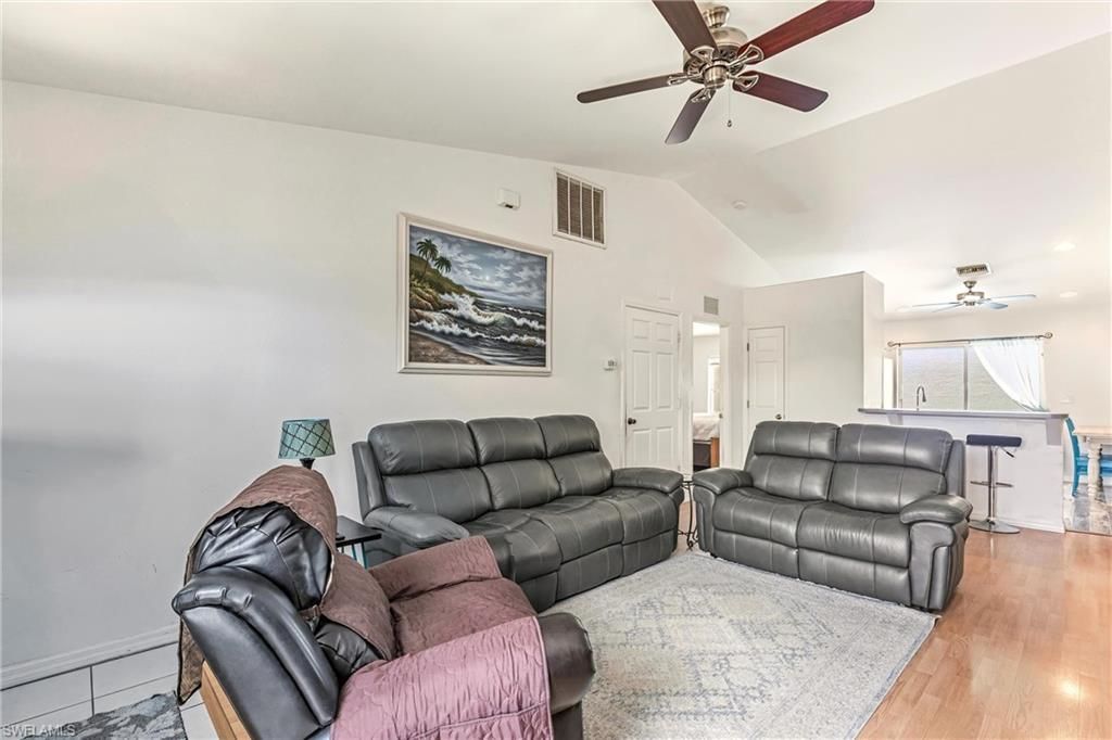 513 SE 27th Ter, Cape Coral, FL 33904 Photo