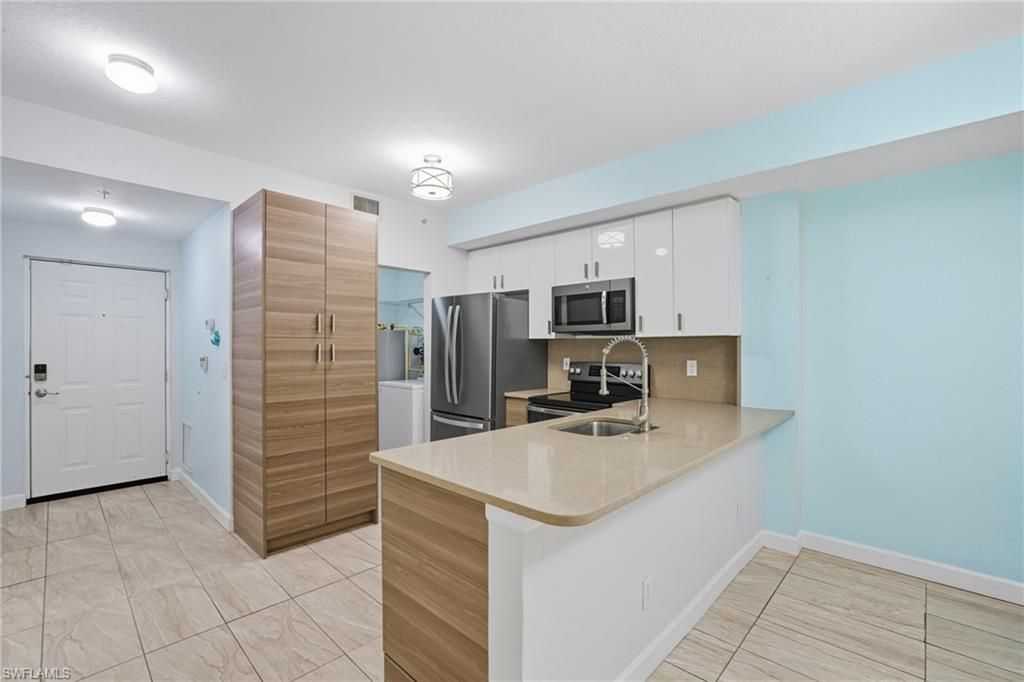 6401 Aragon Way, Unit 103, Fort Myers, FL 33966 Photo