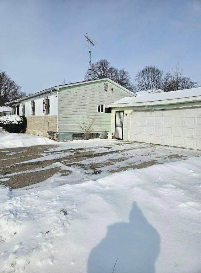 1816 Russet Place, Flint, MI 48504 Main Photo