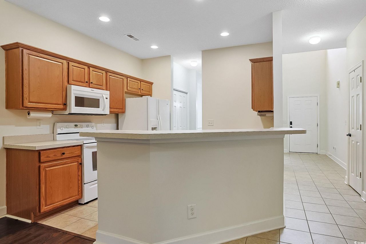 6095 Catalina Dr. Photo 7