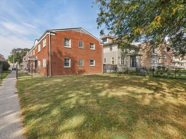 128 N MENARD Avenue, Chicago, IL 60644