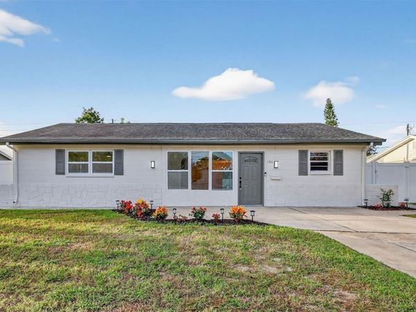 196 74TH AVENUE NE, ST PETERSBURG, FL 33702