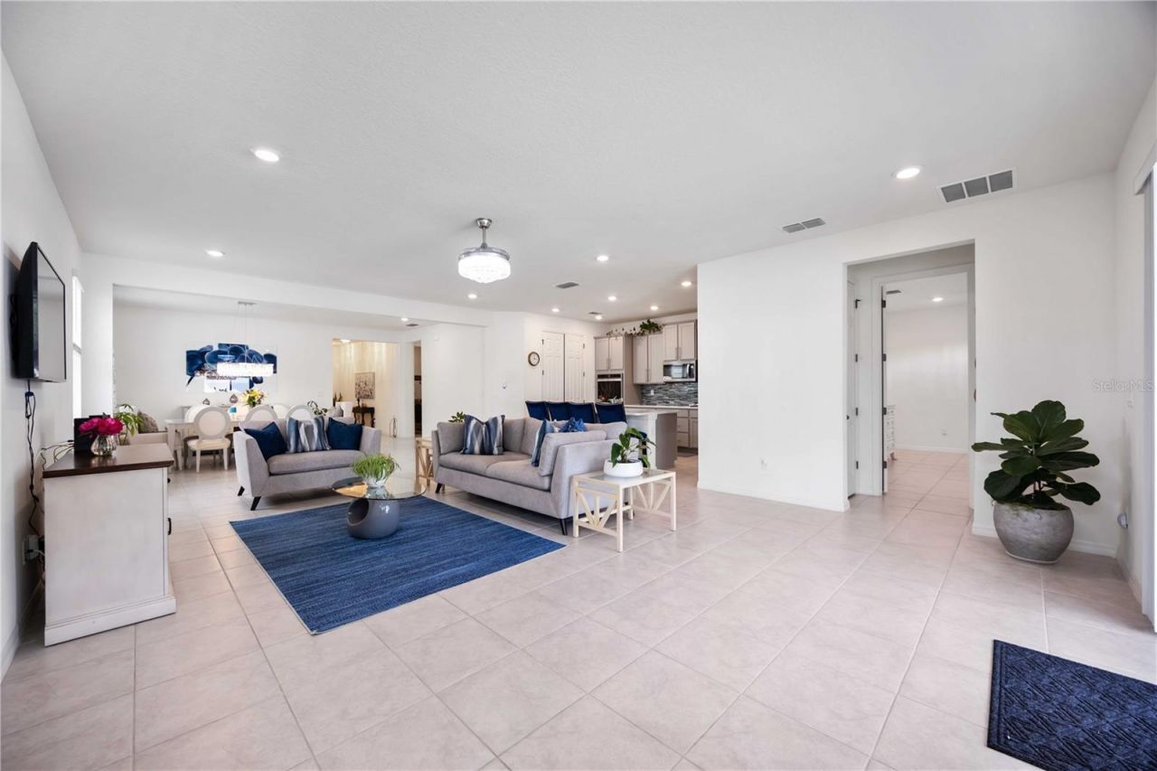 3419 74th Avenue Circle E, Sarasota, FL 34243 Photo