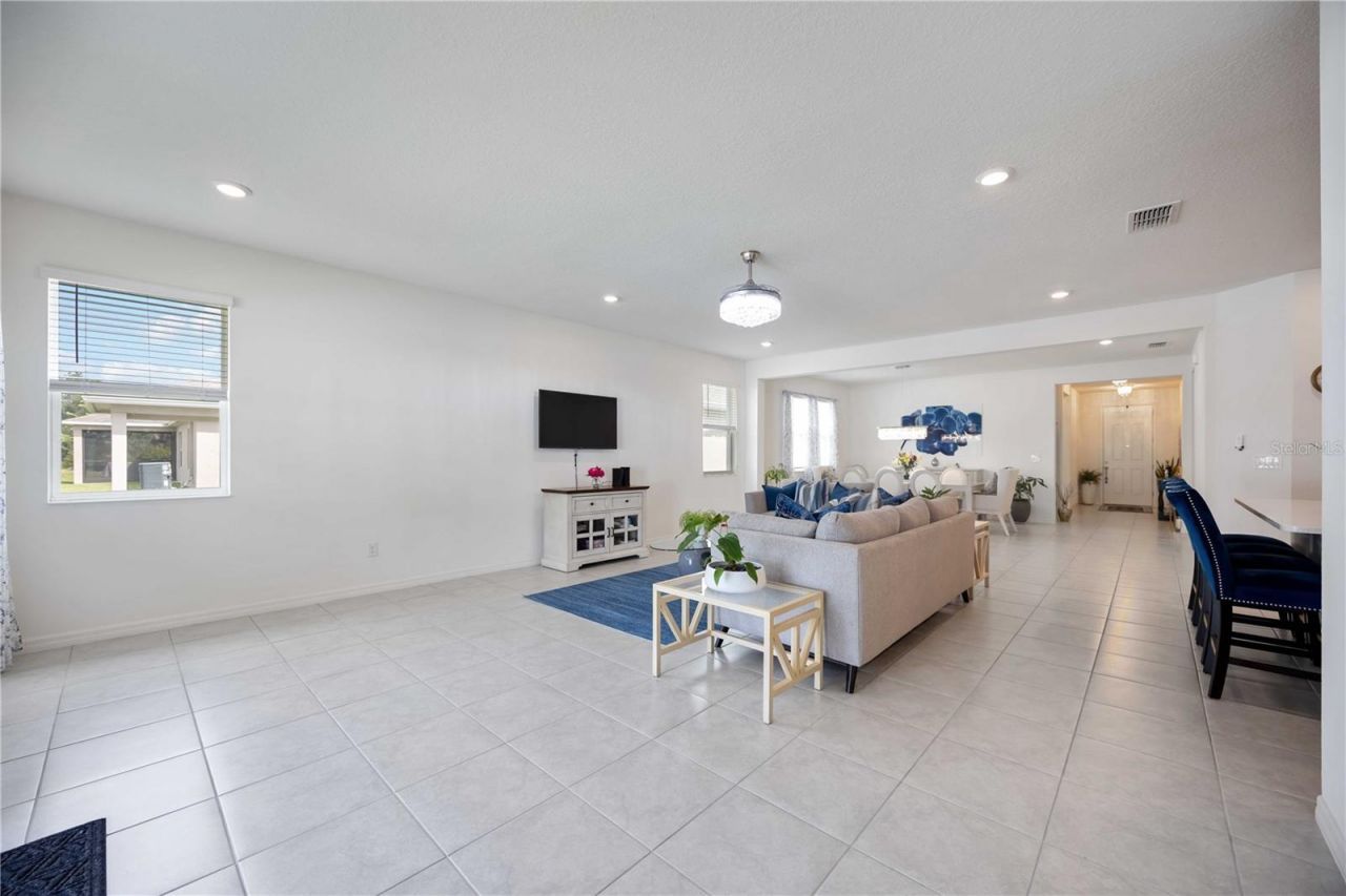 3419 74th Avenue Circle E, Sarasota, FL 34243 Photo