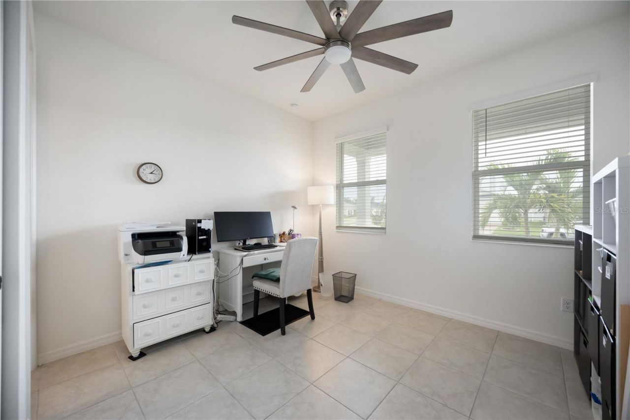 3419 74th Avenue Circle E, Sarasota, FL 34243 Photo