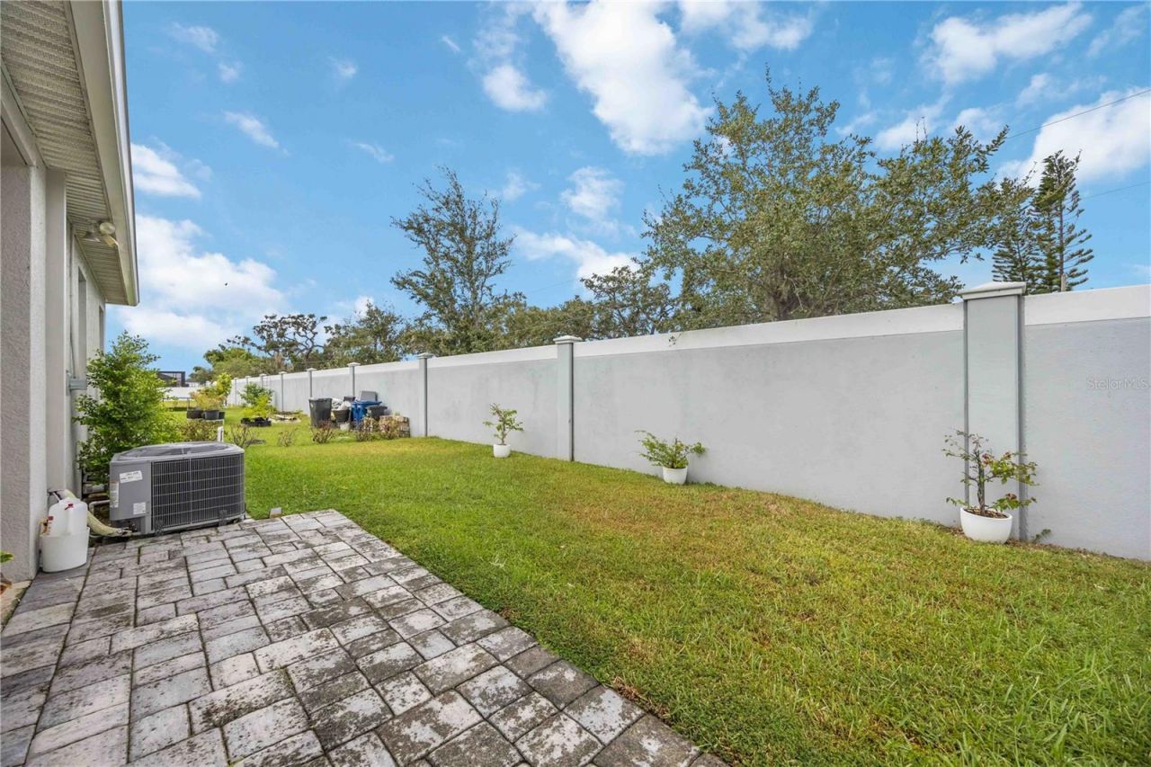 3419 74th Avenue Circle E, Sarasota, FL 34243 Photo