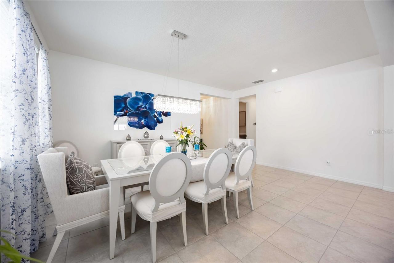 3419 74th Avenue Circle E, Sarasota, FL 34243 Photo