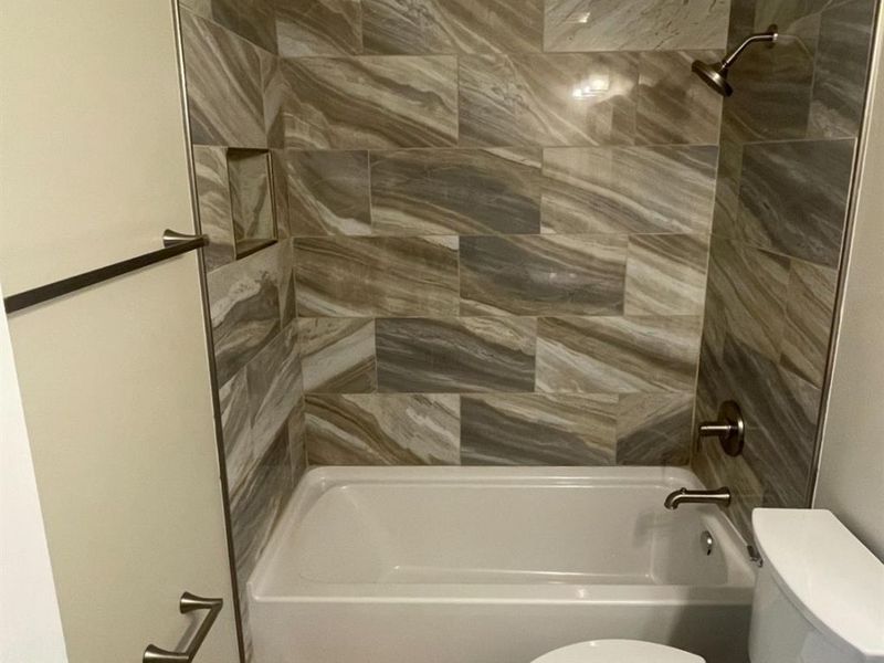 4900 Chalet Drive, Unit 801, Saint Bernard, OH 45217 Photo 8