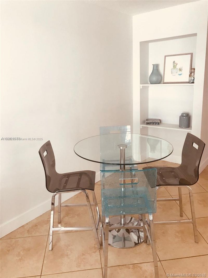 6917 Collins Ave, Unit 912, Miami Beach, FL 33141 Photo