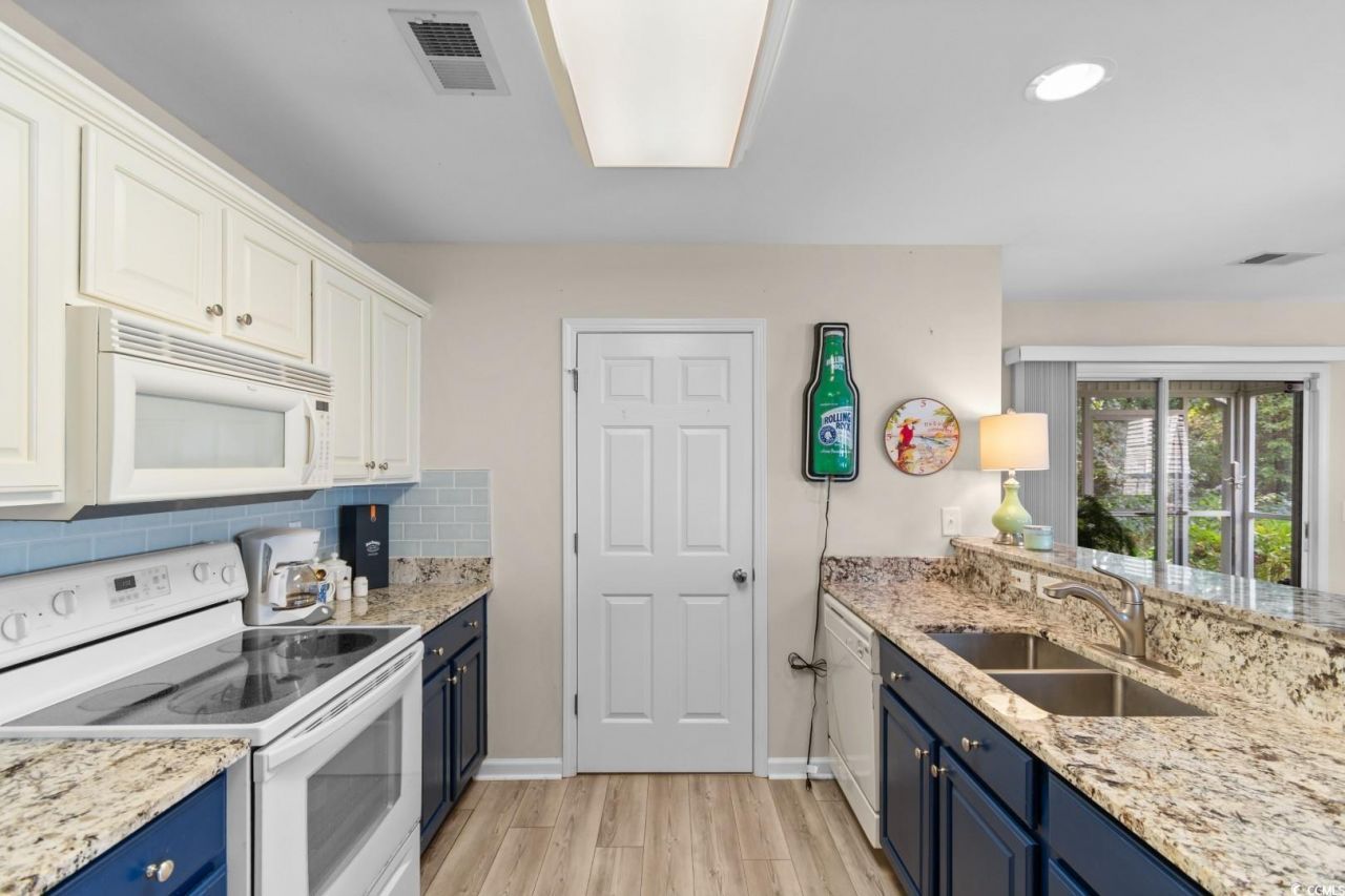 1052 Harvester Circle Photo 5