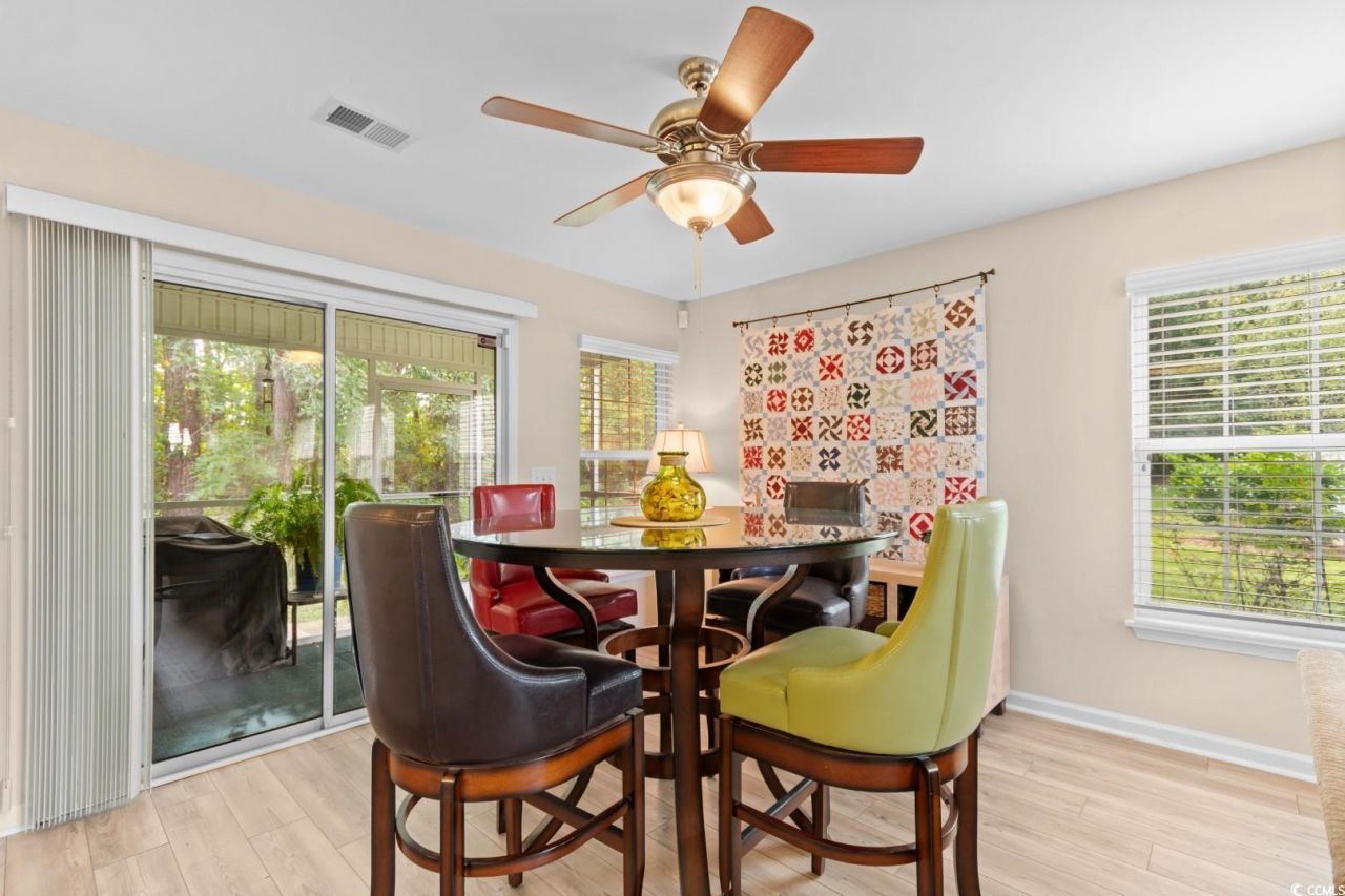 1052 Harvester Circle Photo 8