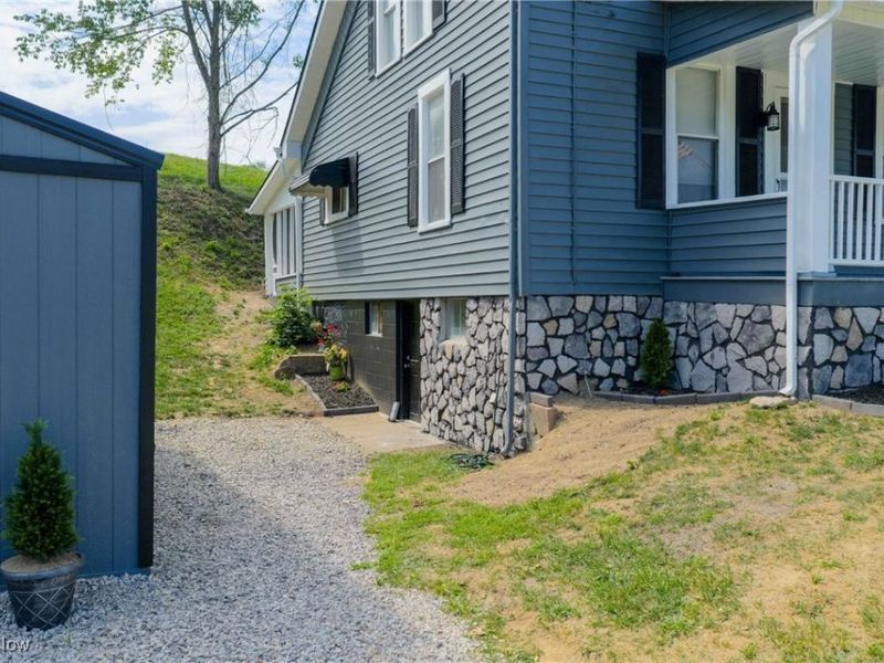 4528 Gintz Road NE, Dover, OH 44622 Photo 31