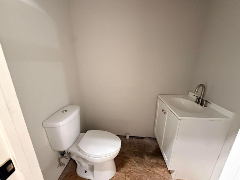 2420 W Broad Street, Columbus, OH 43204 Photo 12