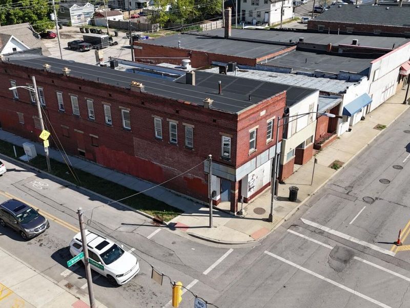 2420 W Broad Street, Columbus, OH 43204 Photo 2