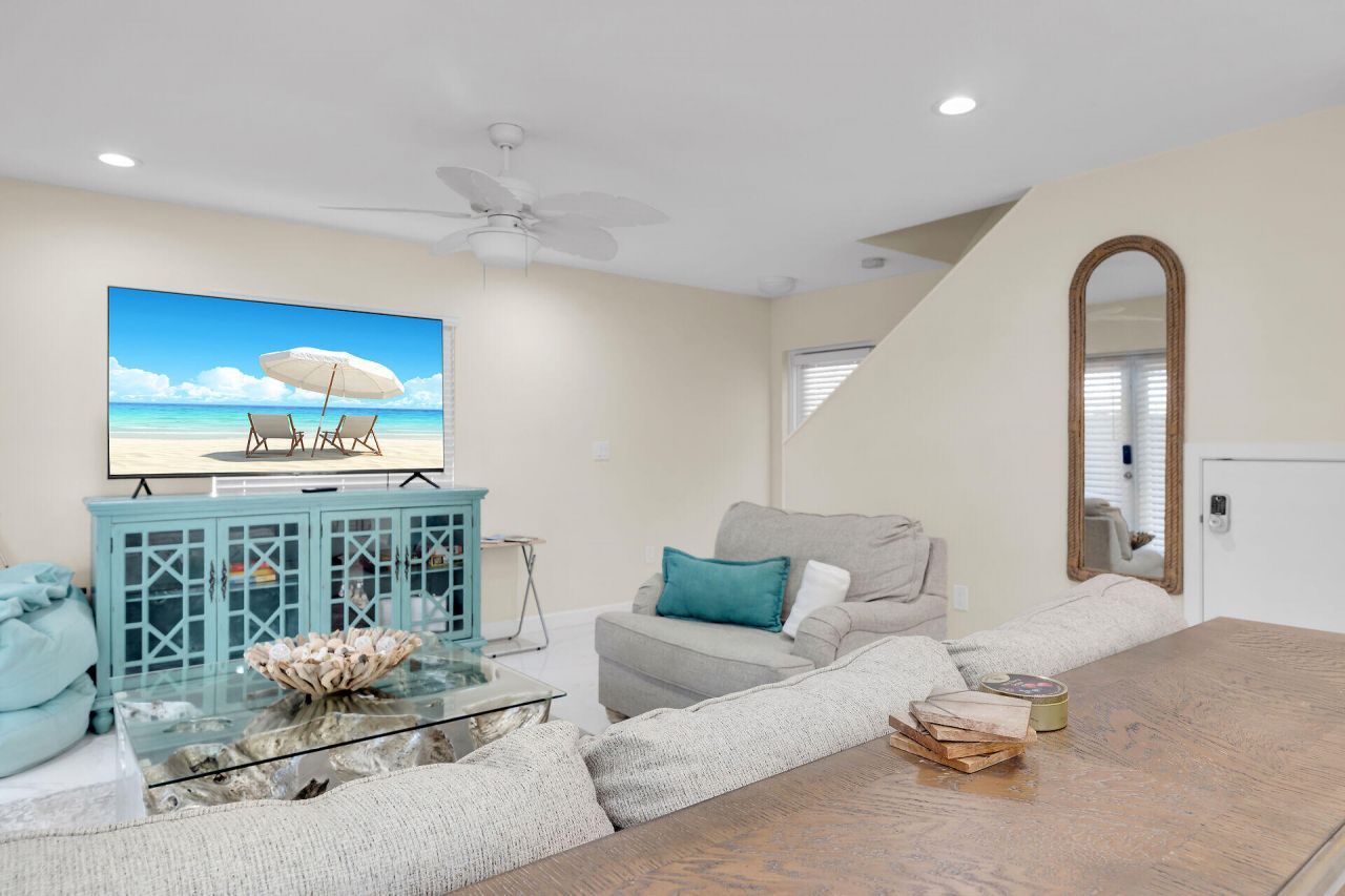 80 Le Grand Drive, Key Largo, FL 33037 Photo