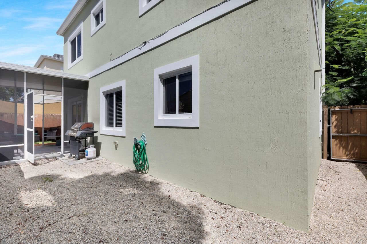 80 Le Grand Drive, Key Largo, FL 33037 Photo