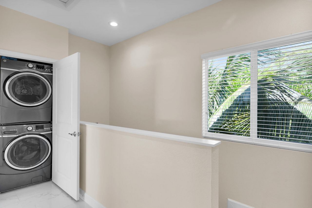 80 Le Grand Drive, Key Largo, FL 33037 Photo