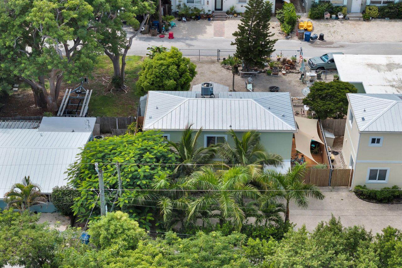 80 Le Grand Drive, Key Largo, FL 33037 Photo