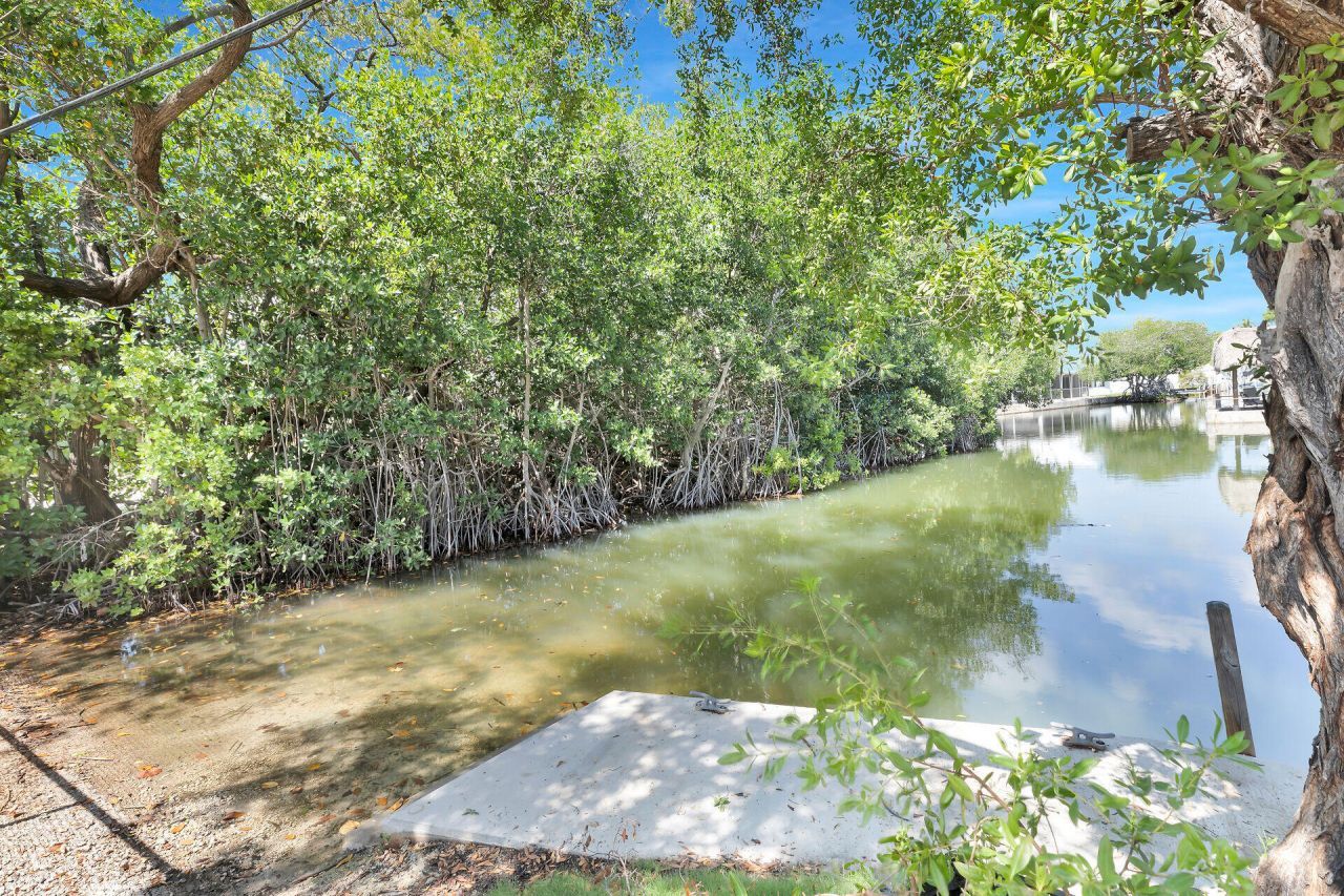 80 Le Grand Drive, Key Largo, FL 33037 Photo