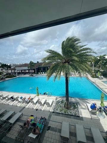 8201 NW 41st St, Unit D-407, Doral, FL 33166 Photo