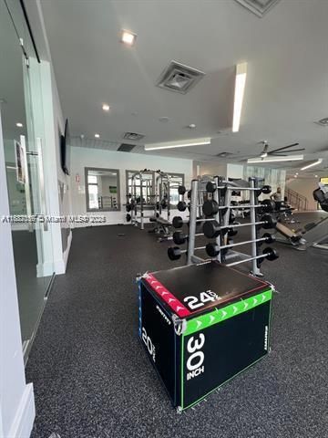 8201 NW 41st St, Unit D-407, Doral, FL 33166 Photo