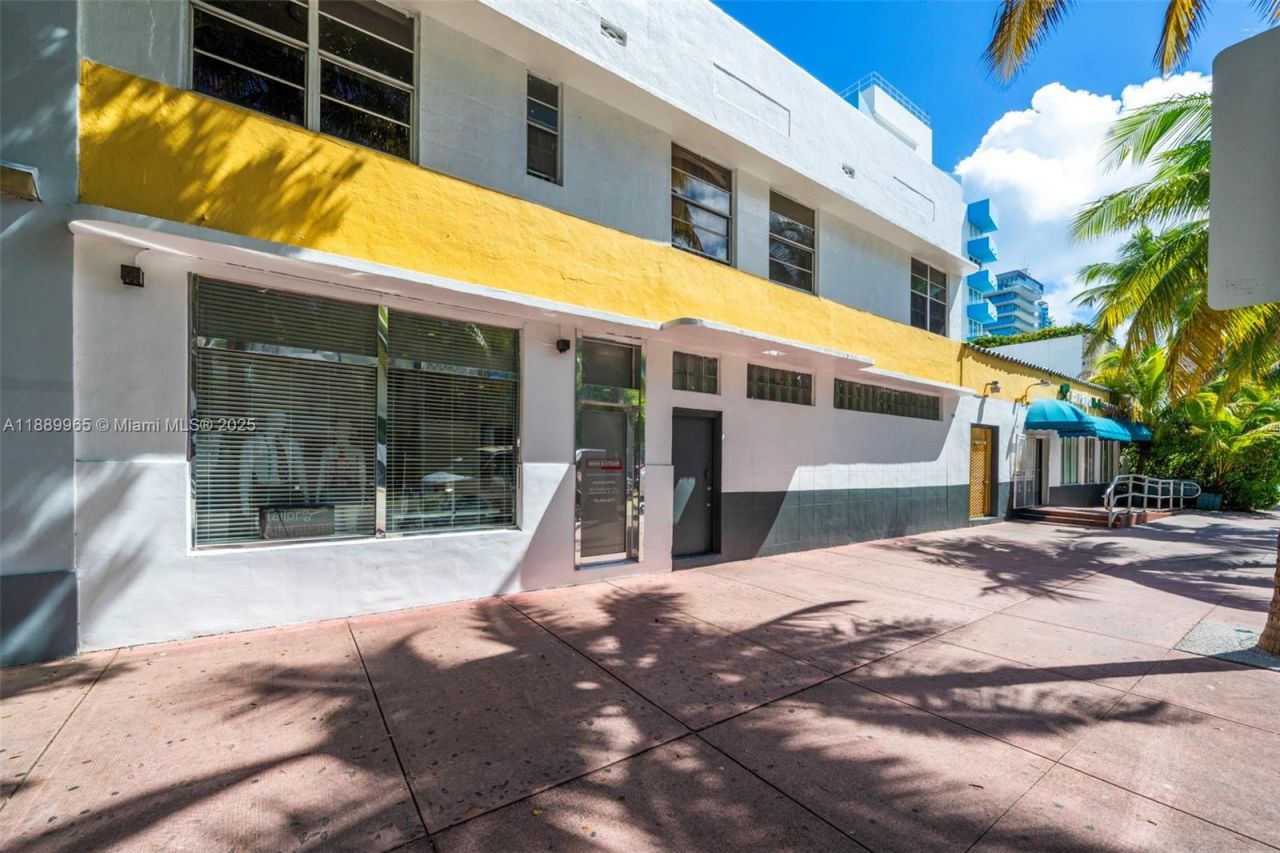 249 Collins Ave, Miami Beach, FL 33139 Photo