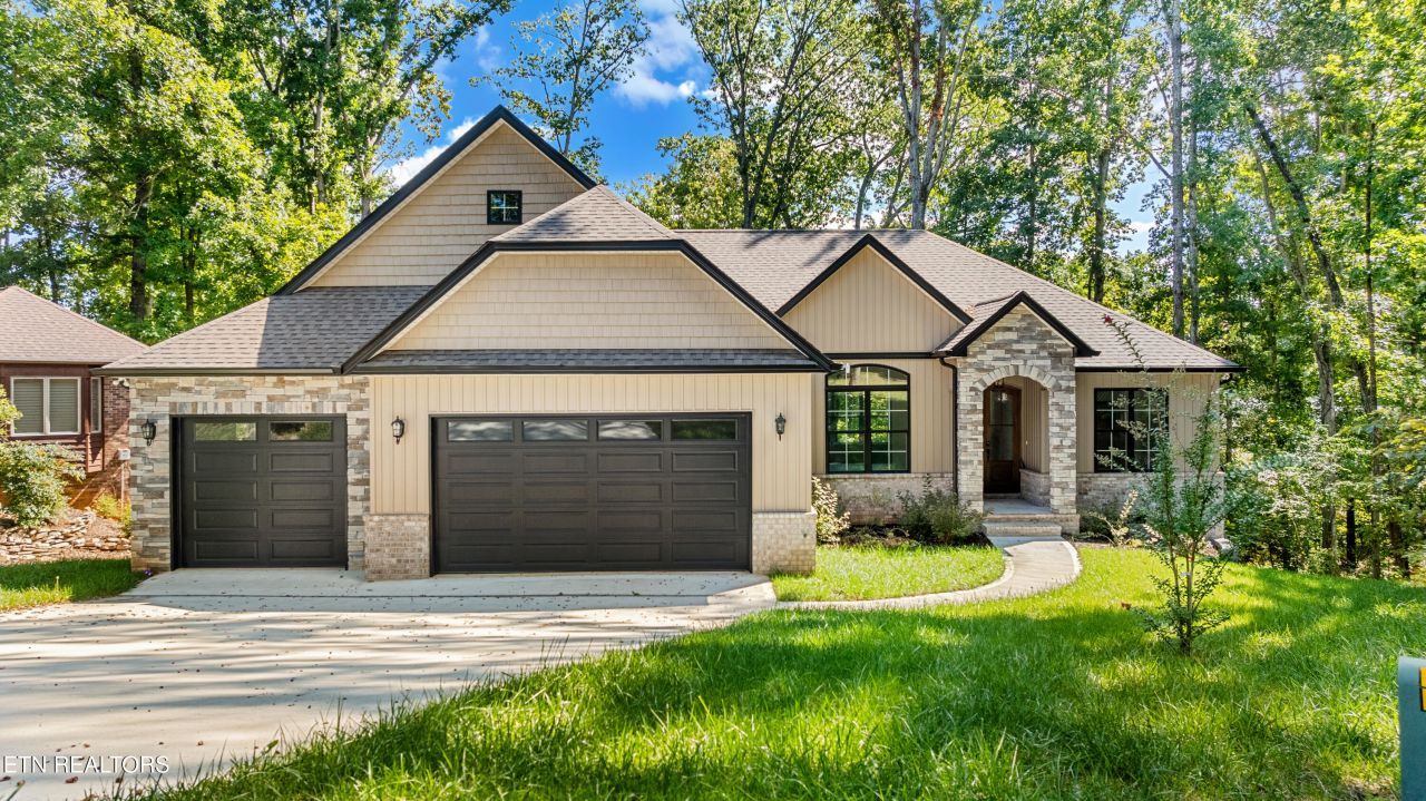 207 Inata Tr, Loudon, TN 37774 Main Photo