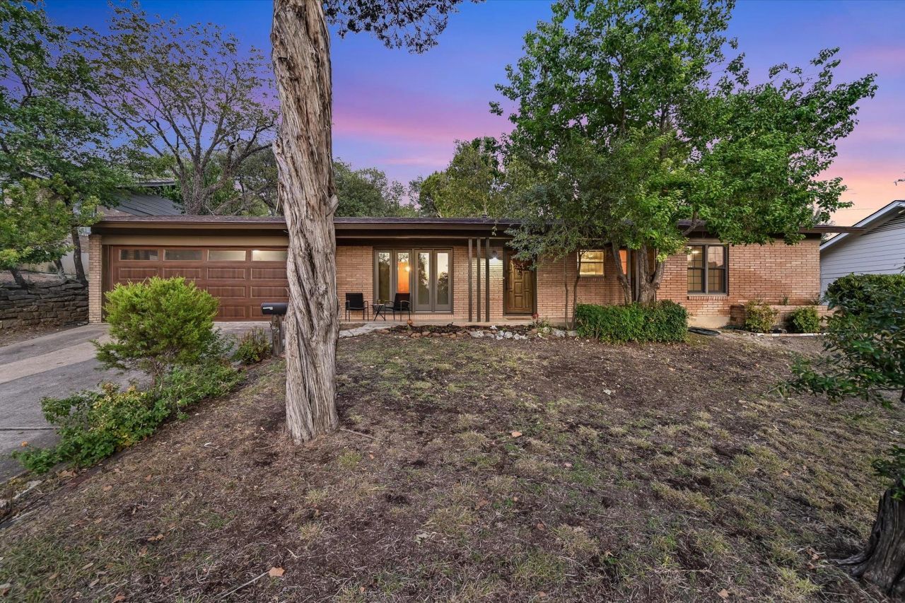 5723 Highland Hills Dr, Austin, TX 78731 Main Photo