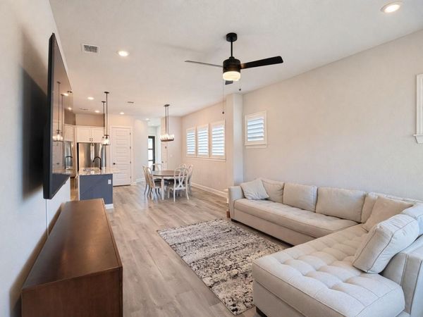 220 Monterey Oak TRL, Georgetown, TX 78628