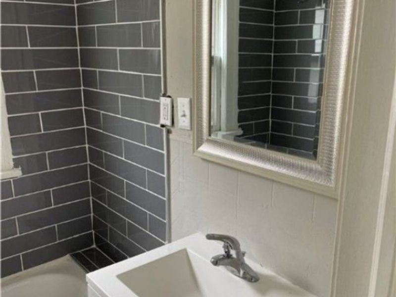 3613 E 135th Street, Cleveland, OH 44120 Photo 10