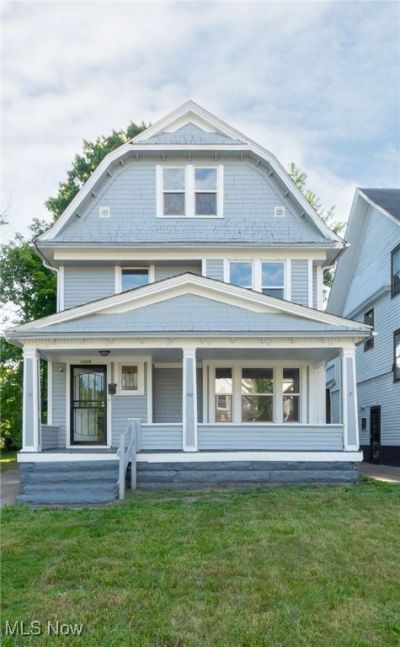 1229 Melbourne Road, East Cleveland, OH 44112 Main Photo