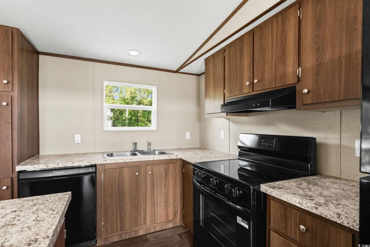 2291 Leopard Ct. Photo 12